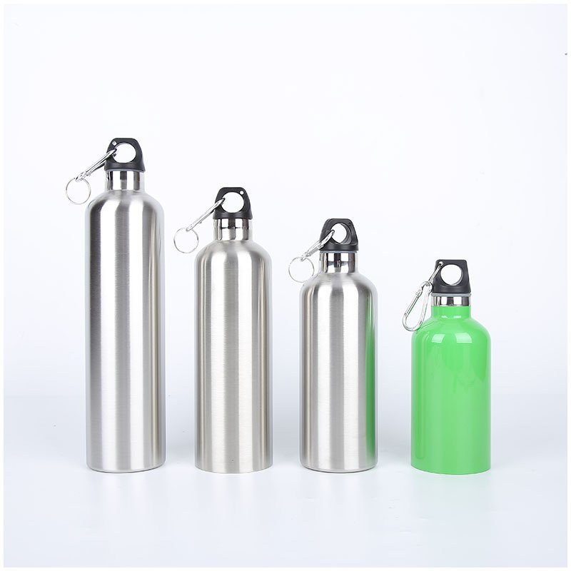 aluminum water bottle