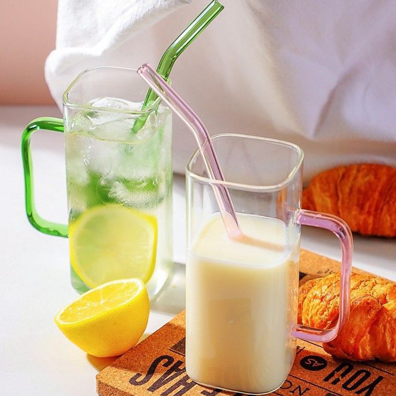 glass water bottle 1